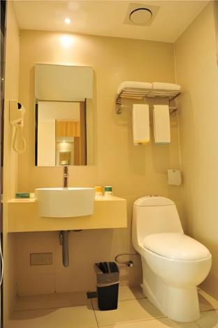 city comfort inn zhengzhou lvcheng square metro station