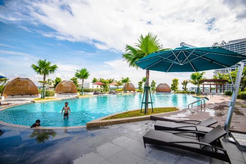 stay almas puteri harbour