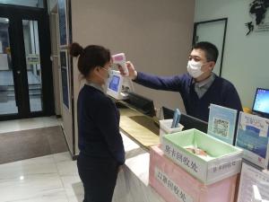 7 days premium beijing zhongguancun peoples university suzhou street metro station