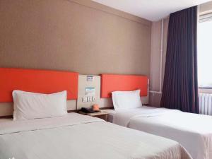 7 days premium beijing zhongguancun peoples university suzhou street metro station