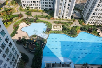 fully furnished 2br apartment at m town residence