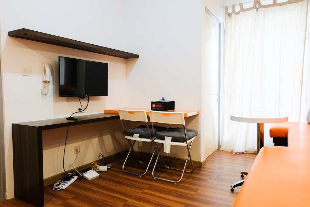 fully furnished 2br apartment at m town residence