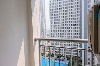 comfortable 2br apartment serpong m town residence