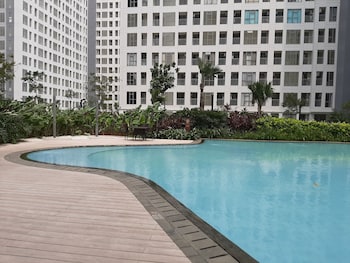 comfortable 2br apartment serpong m town residence