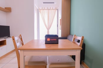 comfortable 2br apartment serpong m town residence