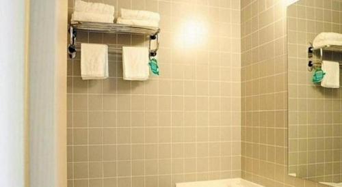 jinjiang inn tiantai xincheng coach station