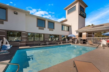 Baymont Inn And Suites Sandersville,Sandersville>>Milledgeville,4 star
