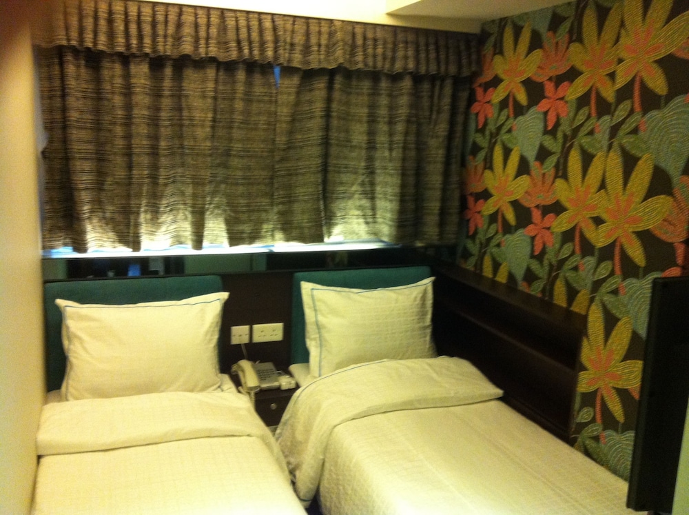 seasons hotel tsim sha tsui