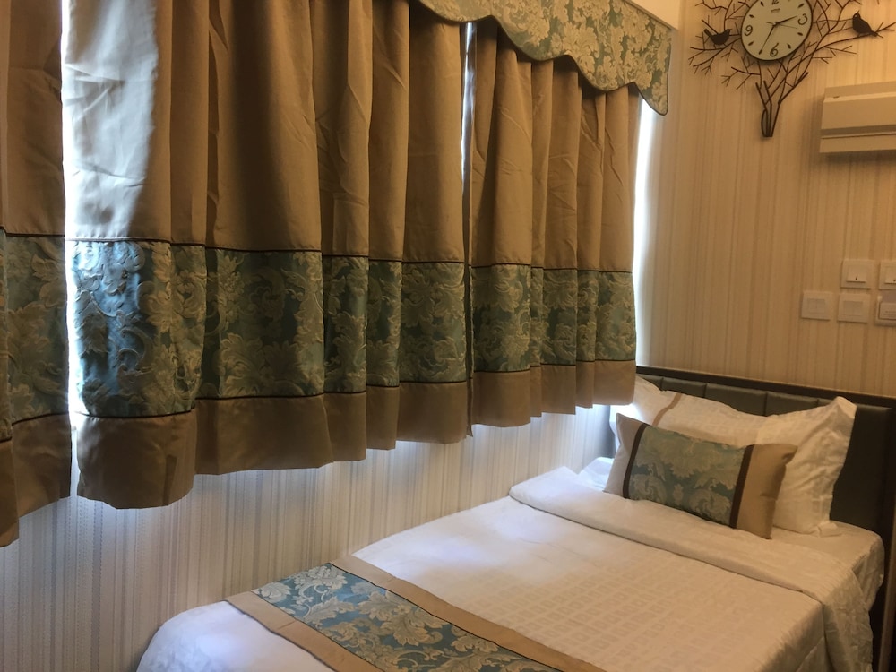 seasons hotel tsim sha tsui