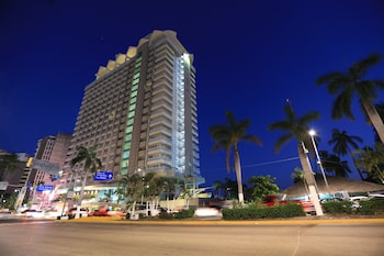 krystal beach acapulco