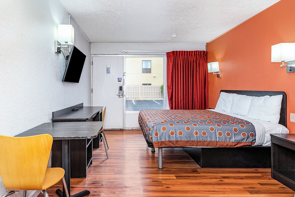 relax inn by oyo columbus oh i 70