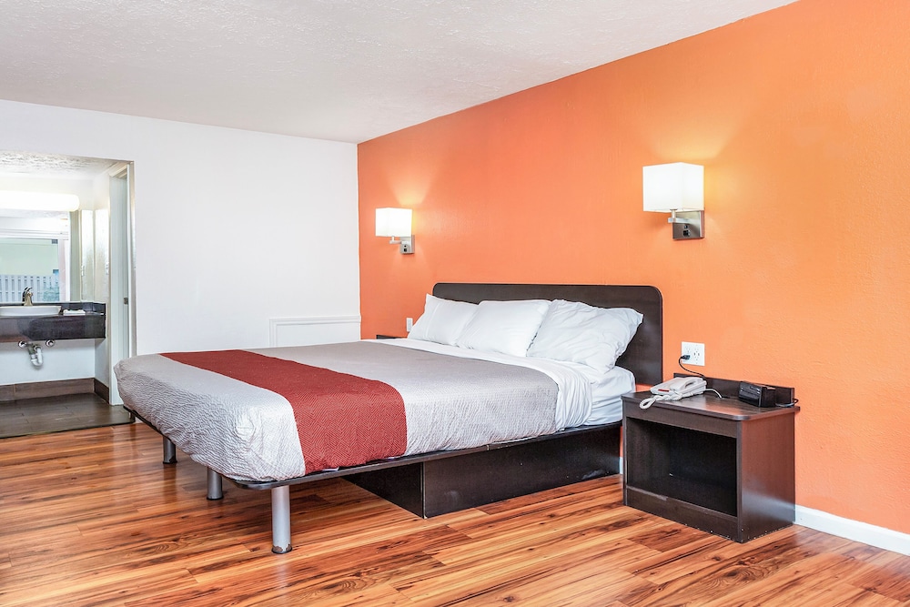 relax inn by oyo columbus oh i 70