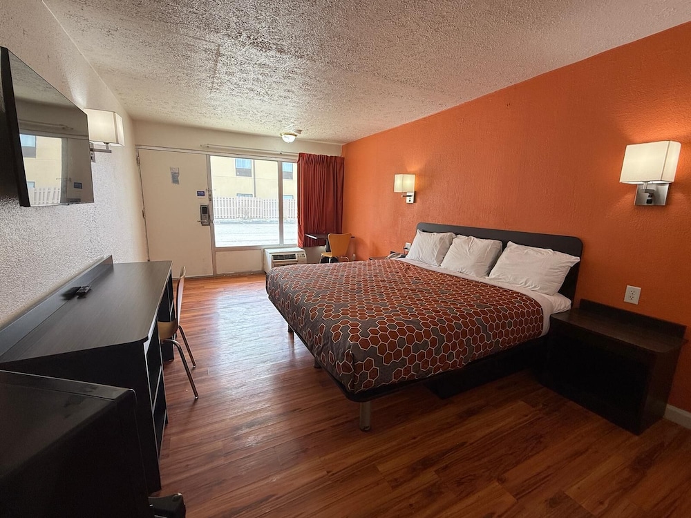 relax inn by oyo columbus oh i 70