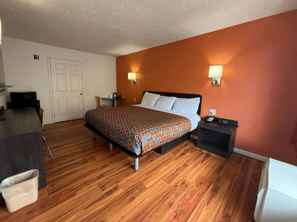 relax inn by oyo columbus oh i 70