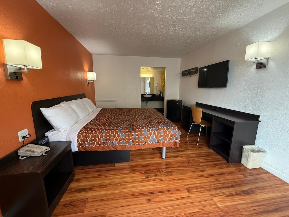 relax inn by oyo columbus oh i 70