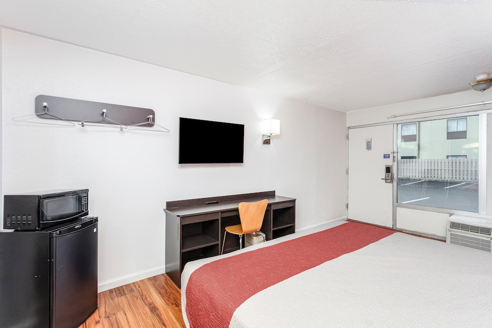 relax inn by oyo columbus oh i 70