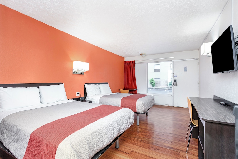 relax inn by oyo columbus oh i 70