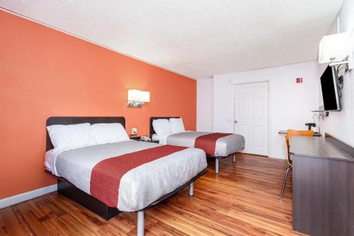 relax inn by oyo columbus oh i 70
