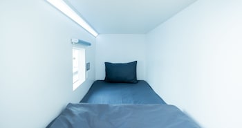 bobobox pods airport hub