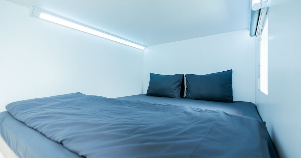 bobobox pods airport hub