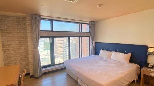 xin shi dai hotel