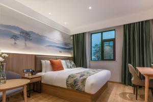 mehood theater hotel chengdou chunxi road taikoo li