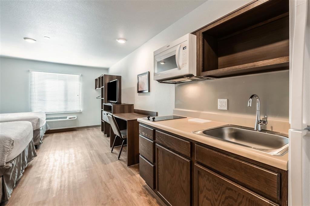 woodspring suites minneapolis airport me