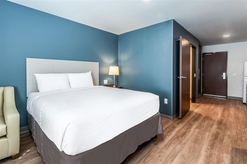 woodspring suites minneapolis airport me