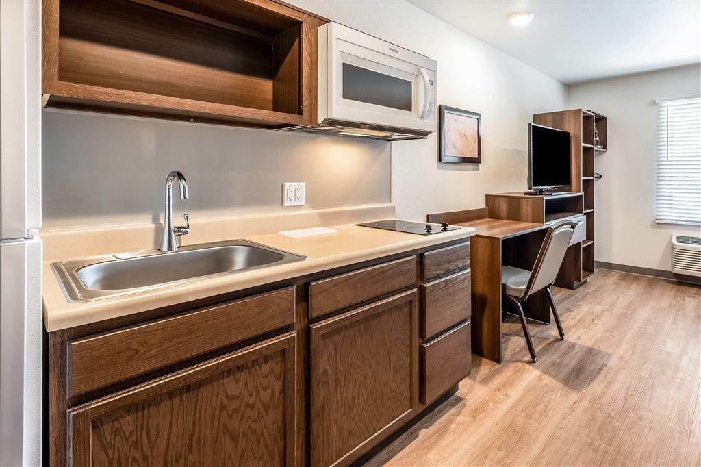 woodspring suites minneapolis airport me