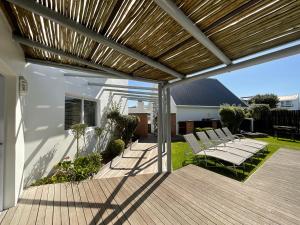 beach break guest houses and villas