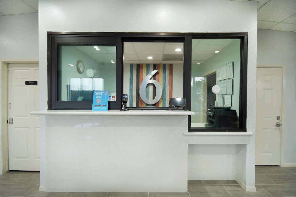 motel 6 houston tx i 10 west