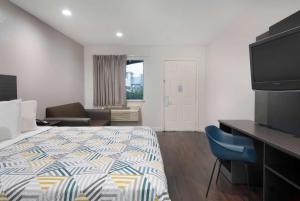 motel 6 houston tx i 10 west