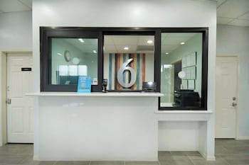 Motel 6 Houston, Tx - I-10 West,,2 star