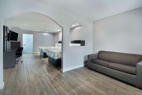 motel 6 houston tx i 10 west