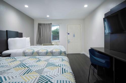 motel 6 houston tx i 10 west