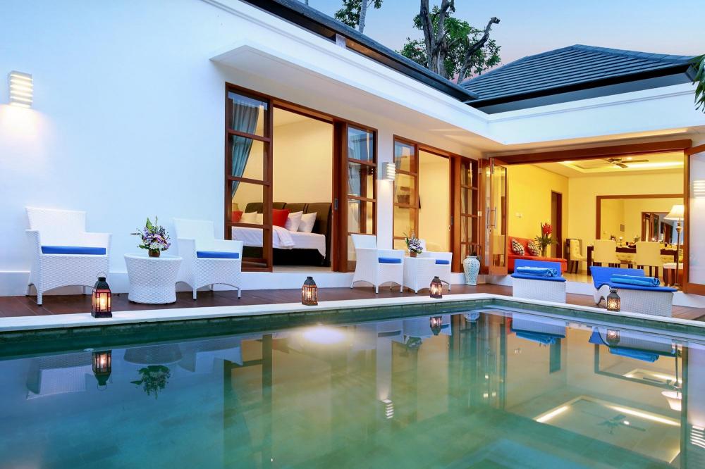 lucia villa seminyak beachside