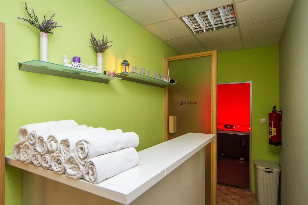 hotel medinek old town