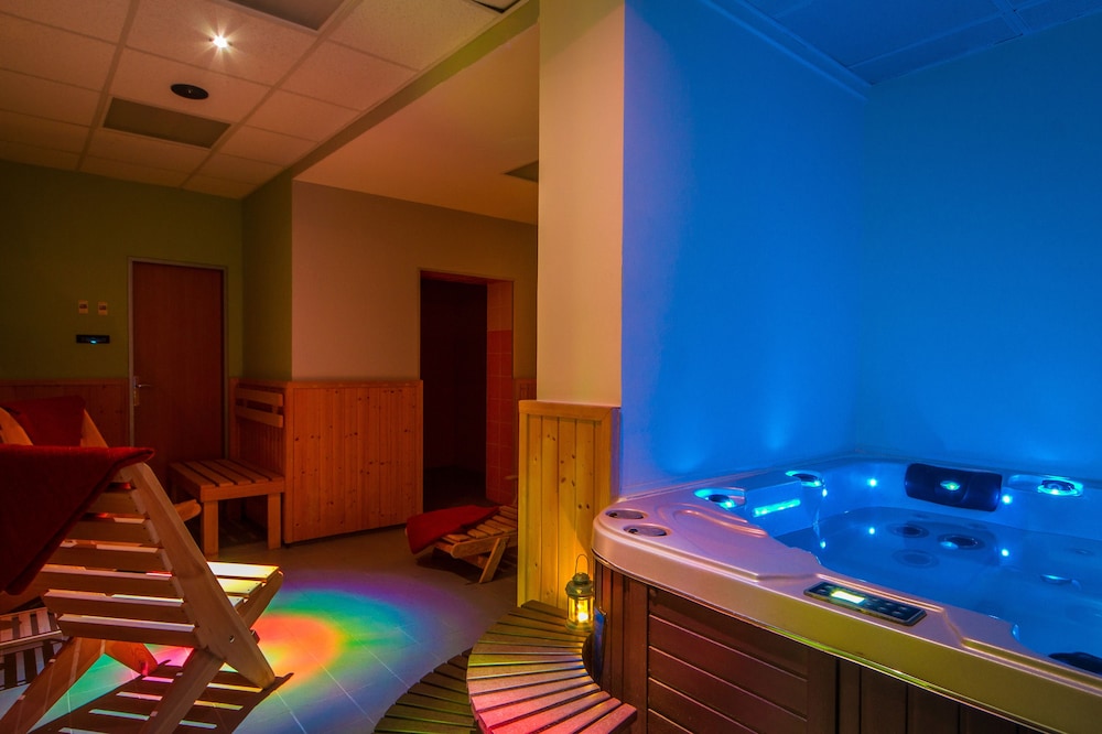 hotel medinek old town