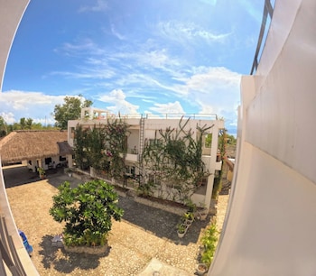 divers lodge moalboal
