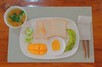 divers lodge moalboal