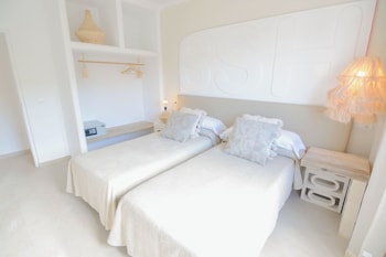 secret oasis ibiza