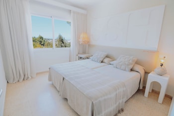secret oasis ibiza