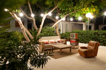 Secret Oasis Ibiza,,3.5 star