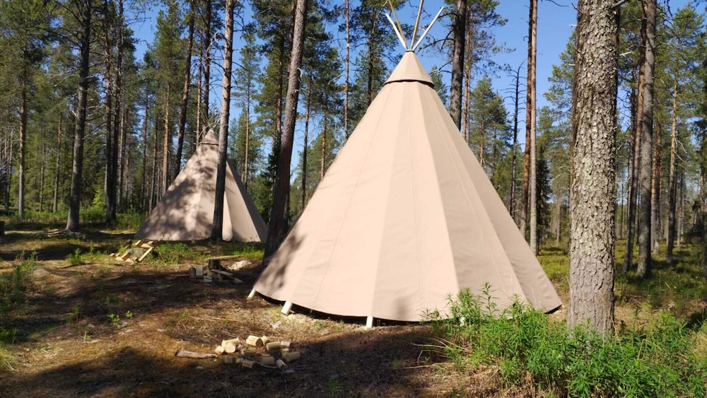 karhunkierros cabins and huts
