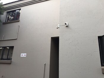 tntee apartments