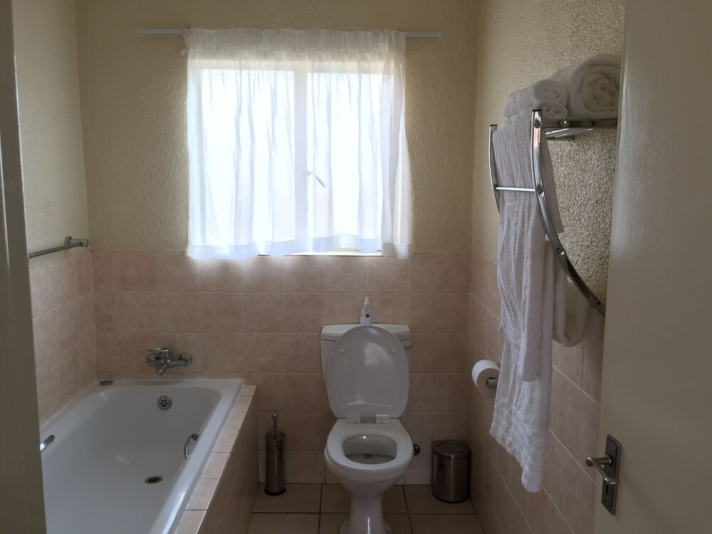 tntee apartments