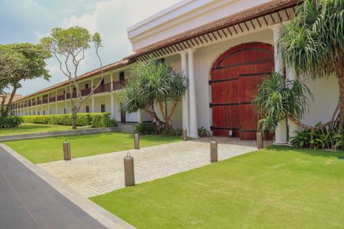 the fortress resort and spa