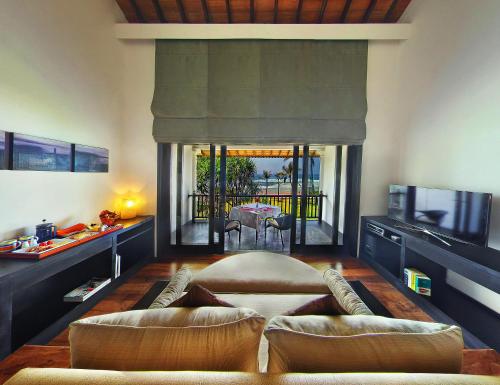 the fortress resort and spa