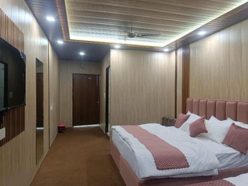 Pavani Resort Barkot,,3 star