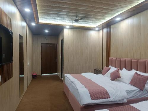 pavani resort barkot